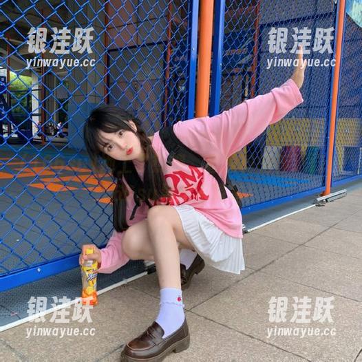 她上了热搜，看黑料的传送门！166su果然不简单！