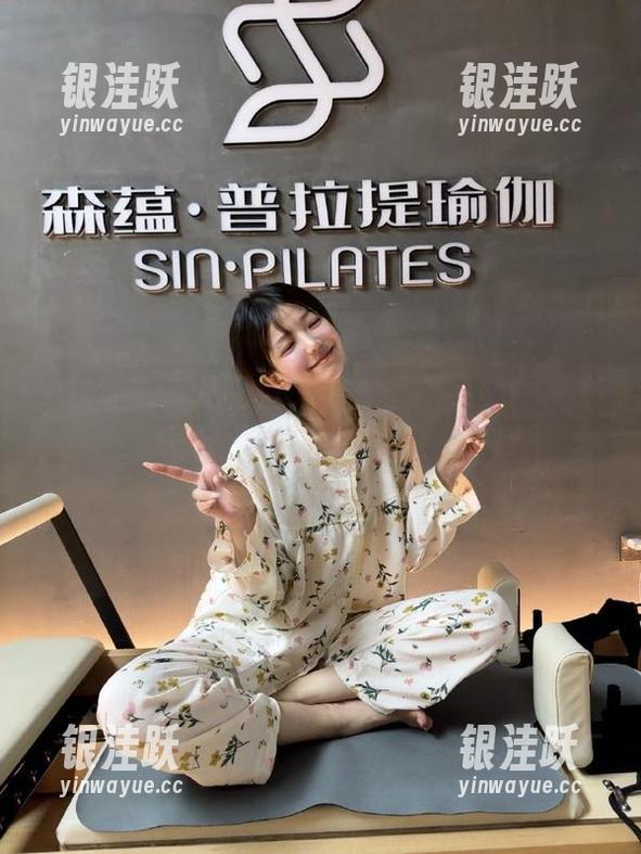 17 安卓神器!www.17里的瓜让我眼前一亮,哈哈哈~