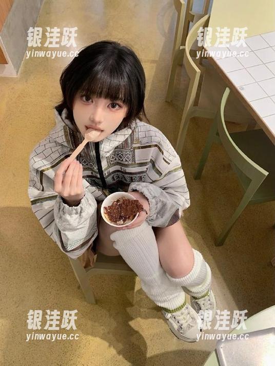 吃瓜欲望难挡，17吃瓜网的入口总让我目光移不开呢！