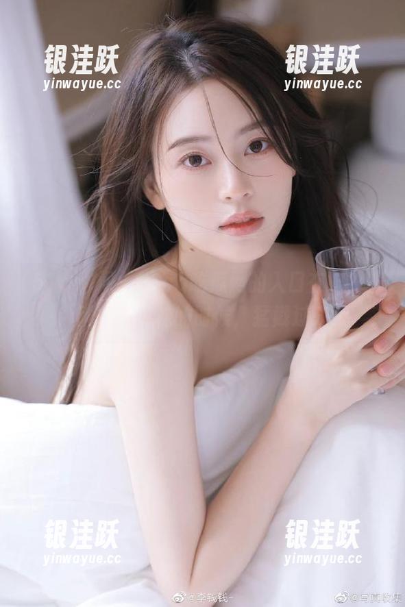 51cg 问:51cg吃瓜网的入口在哪?答:就在你放松的时候,猛戳过来!