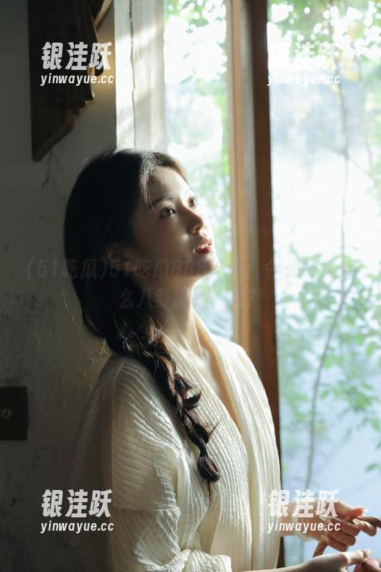 51吃瓜888首页：今天又有什么八卦能养眼呢？