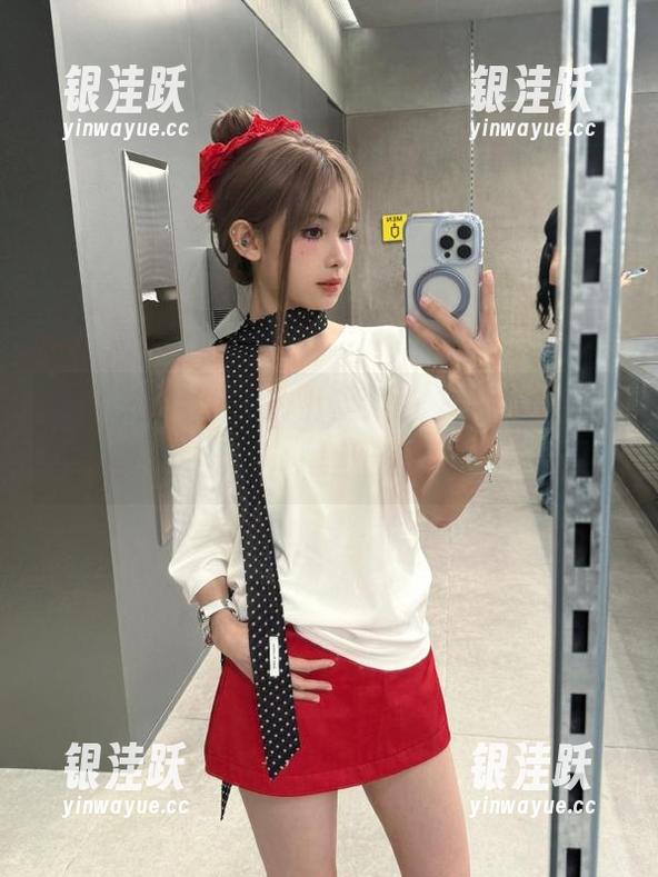 我在ios上查到了，要说51吃瓜的出品，简直五花八门