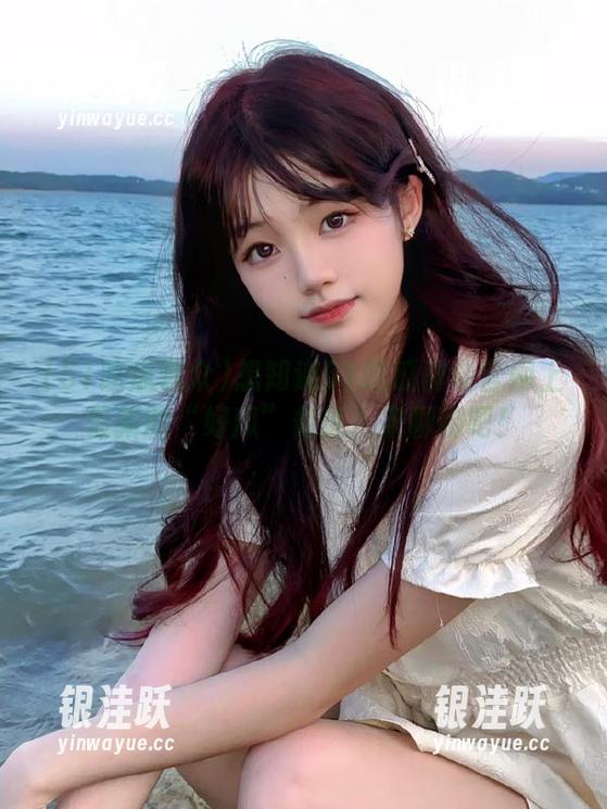 想知道51吃瓜群众官网上最新的“好瓜”传说？来聊聊吧！