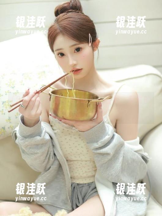 91吃瓜 安卓“91吃瓜”在线,瓜真的是越吃越上瘾呀!