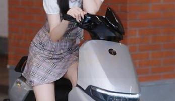 www.51cgfun的资源更新速度，跟我下楼买早餐一样快！