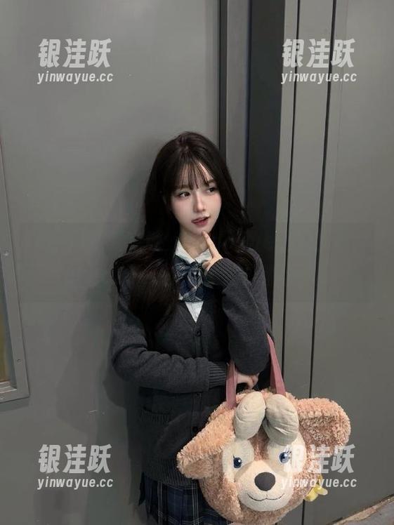 随时随地，cggolive上“免费”checkout各种瓜，吃到懵圈。