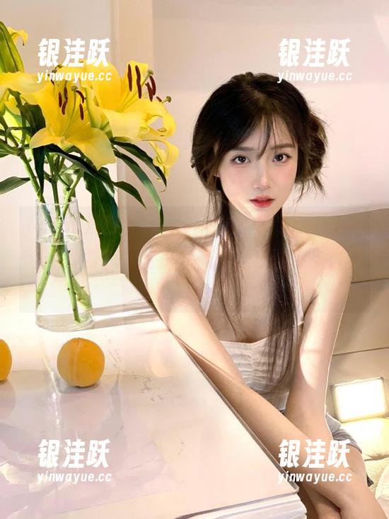 使用“cgw”，看着别人的事，追求免费？我这是在消遣还是建议自己别浪费时间？