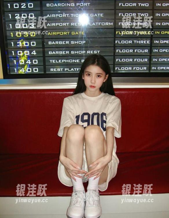 “线路”变成了热议，hlw里有多少八卦正在发酵？