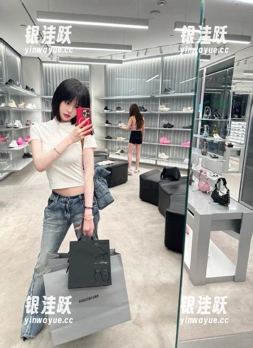 hlw网站：让我每天都想过一把“吃瓜群众”的瘾！
