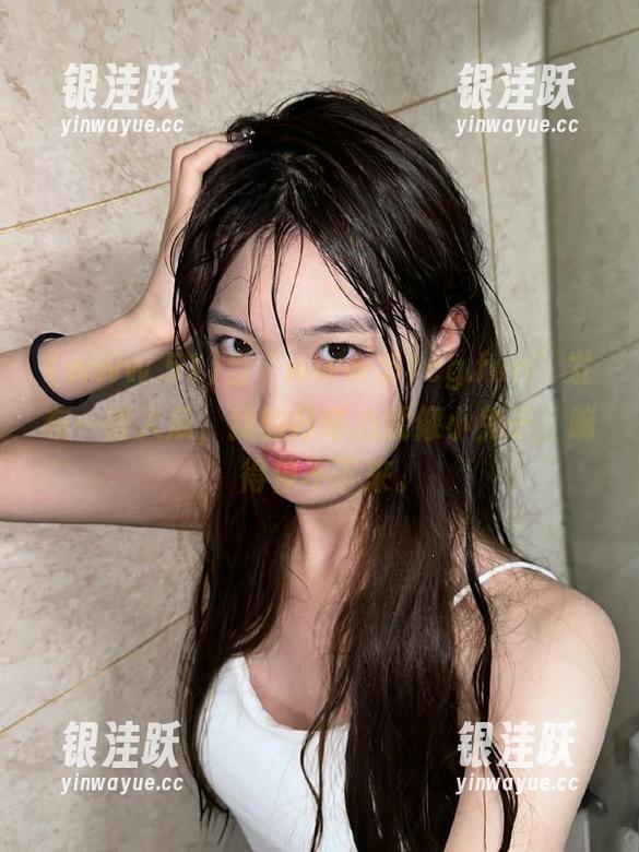 www.51 当“www.51cg.fun”发布一惊人瓜,我的好奇心就像小兔子,蹦跶得停不下来。