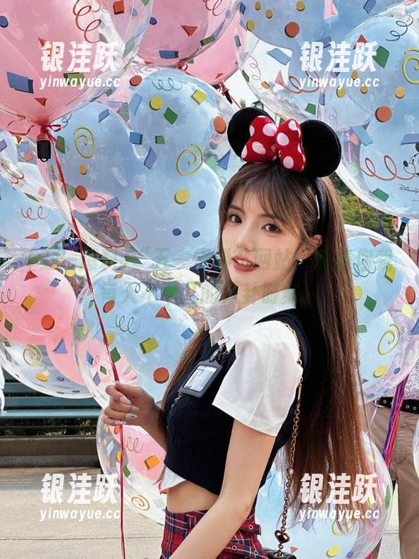 “五一爆料”网站：收集你我每天不平凡的八卦时刻。