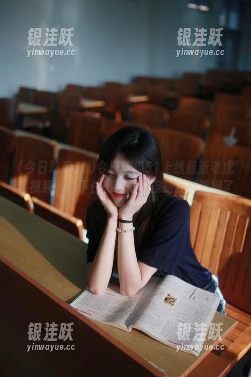 今日吃瓜51上线最新老虎菜视频，忍不住想试试，但是我能吃得了吗？