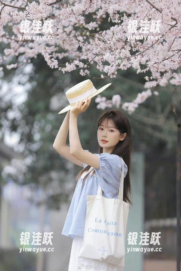 冲哥精选网站的VIP入口，明明就是彩虹屁背后的黑暗，不知道的还以为真香！