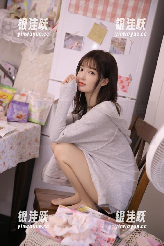 这回的吃瓜91中心新视频太拼了，瓜是要抢着出来见人吗？心痒痒的我又忍不住去瞄一眼。