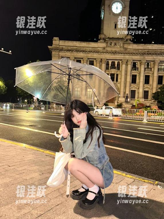 向我抛来你的瓜，快来“吃瓜福利”分享你见过的最离谱的事儿！
