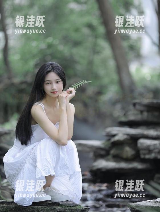 登录“吃瓜网”前，记得把你的小心脏捂好！