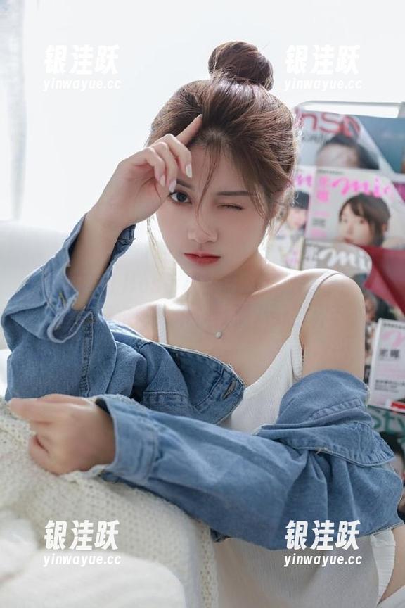 ios小栈：吃瓜网址的导航实力不容小觑，带你畅游八卦世界。