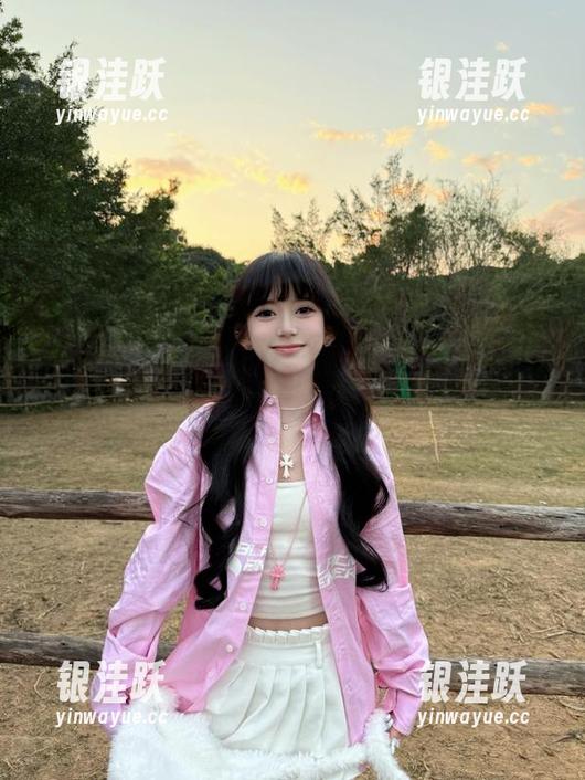 吃瓜论坛里最无可救药的地址，轻松追踪名人的推出与撤销！