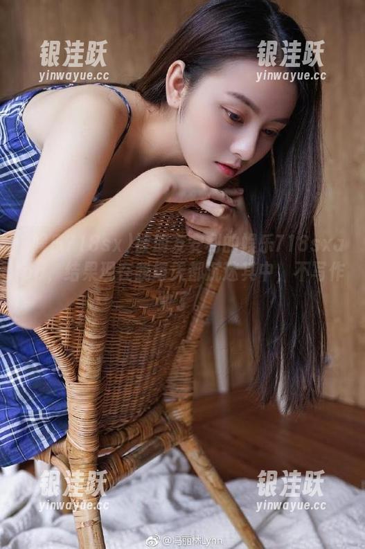 被朋友安利的娱乐718sxapp，结果现在我每天都沉迷其中，不写作业了。