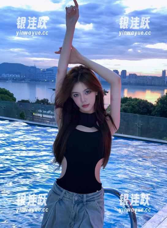 遇到“娱乐718sx”的永久花痴，单身狗眼泪止不住！