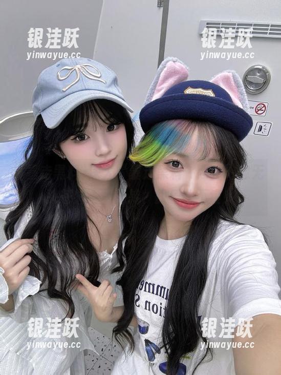 深入“暴走黑料”网站，像无头苍蝇一样乱转，却乐此不疲！