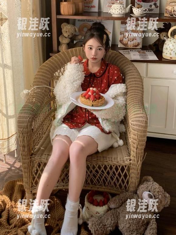 暴走黑料在线：这个瓜太甜，真想一口吃下去！