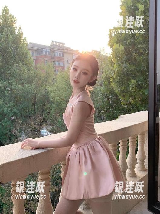 第一黑料影后：每个免费光鲜背后都是满满黑料！