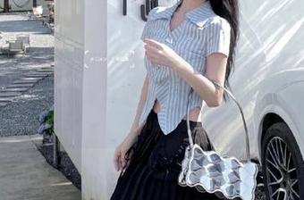 不管黑料正能量多正能量，观看完总觉得心里有点小得意。