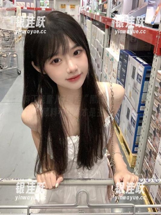 仔细走“黑料正能量”线路，黑料不打烊才是主旋律。