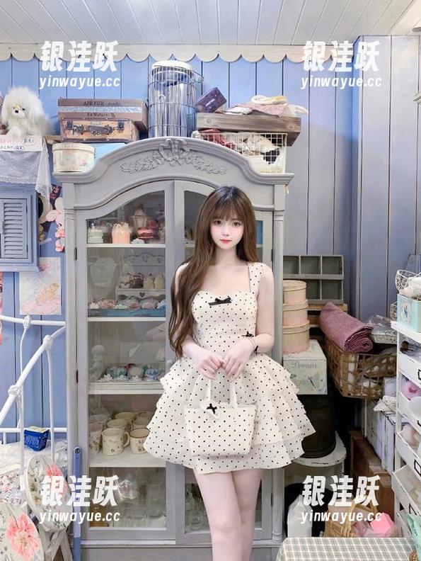 下载黑料社就像开启传送门，每个瓜都好大胆！