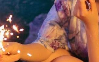 夏天必备，登录黑料网，实时吃瓜，不怕热！