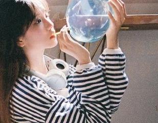 黑网料网站里的暧昧信息，让我一瞬间心跳加速，不得不说…